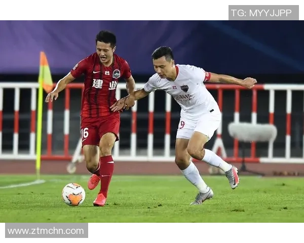 赛后分析：深圳足球队与南京足球队的战术对决与启示